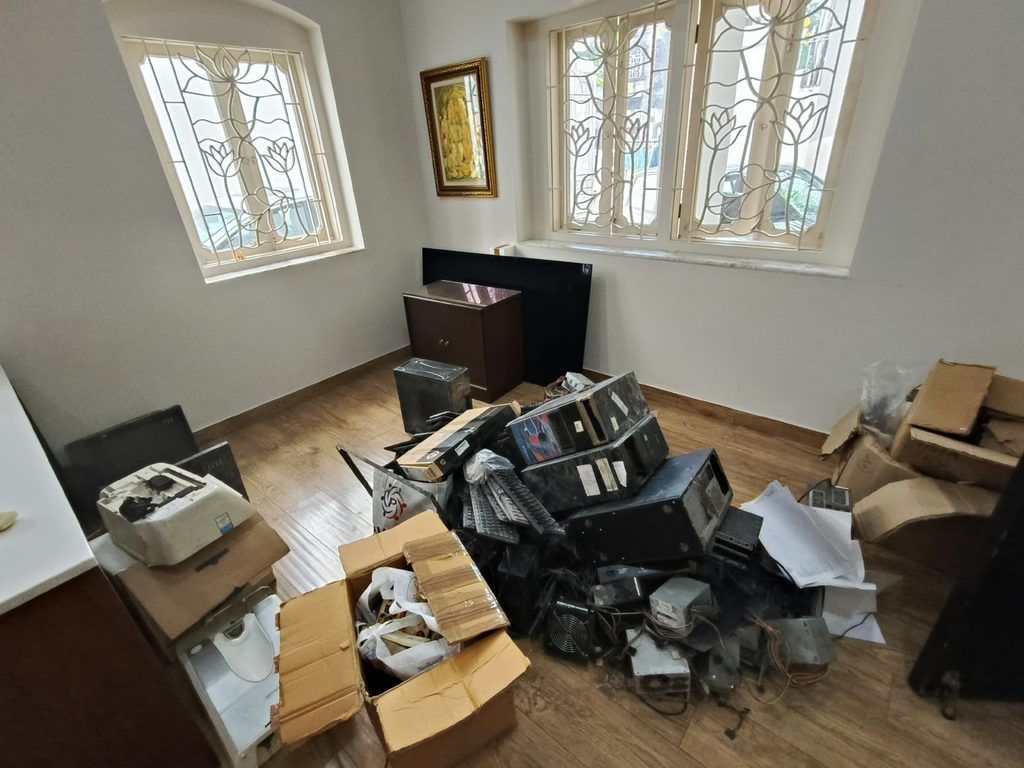 E Waste Collection